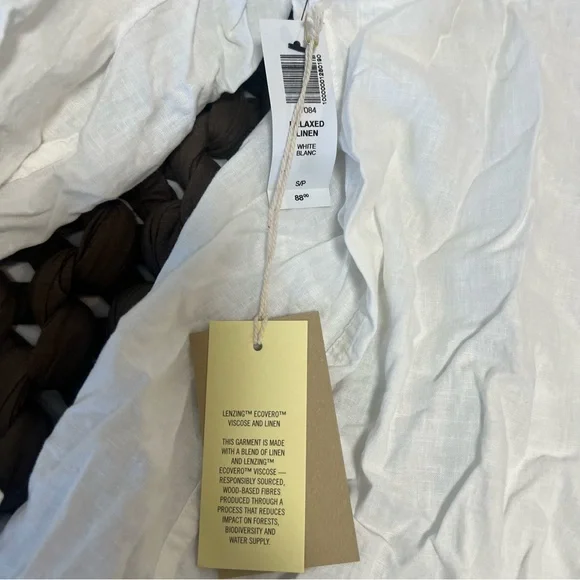 Aritzia White Button Down Shirt - Picture 2 of 2